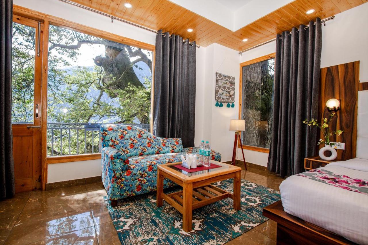 Hotel Eden Oaks Manāli Exterior foto